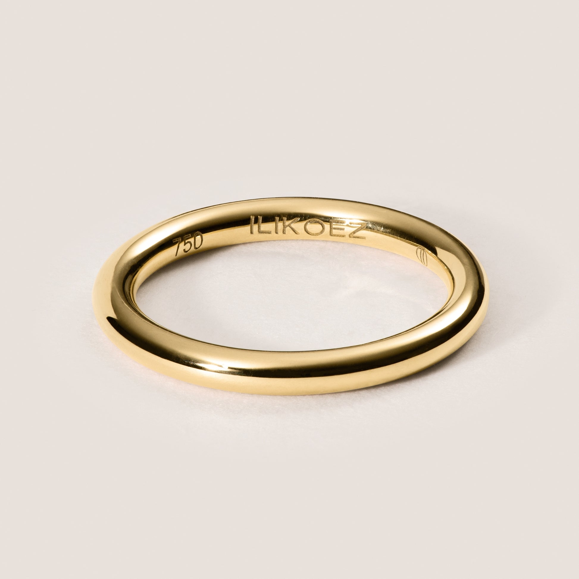 Eleganter 18 Karat Gold Ring, handgeferigt und nachhaltig von Ilikoez